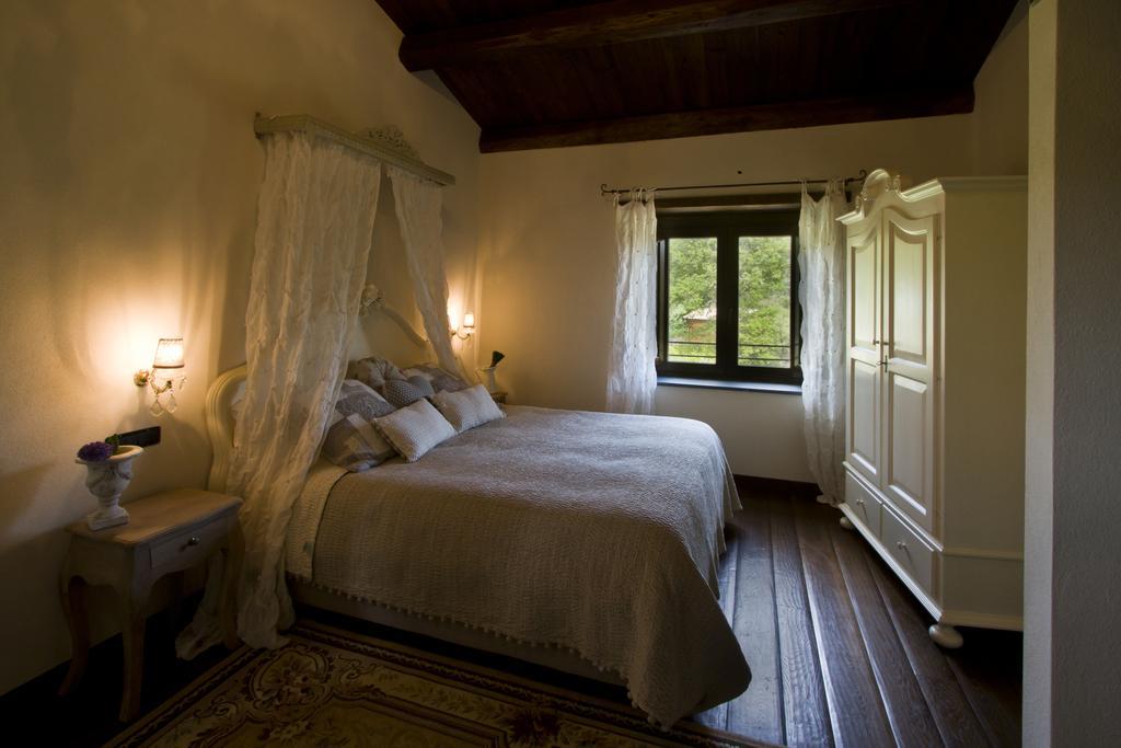 Agriresort Le Porcine Bolsena Szoba fotó